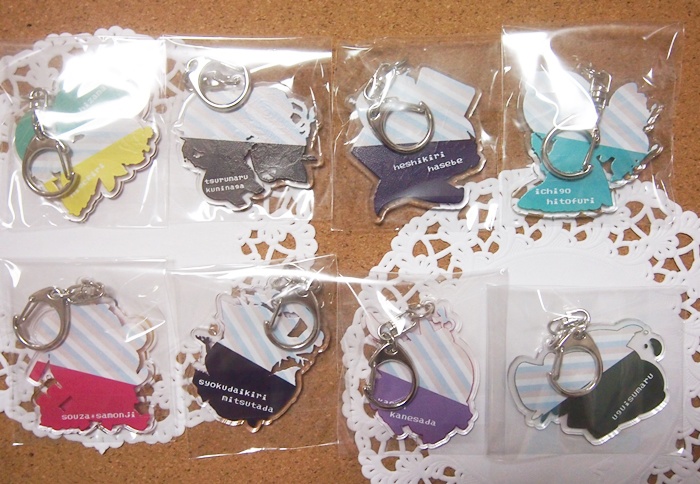 アリス刀剣男士 アクリルキーホルダー