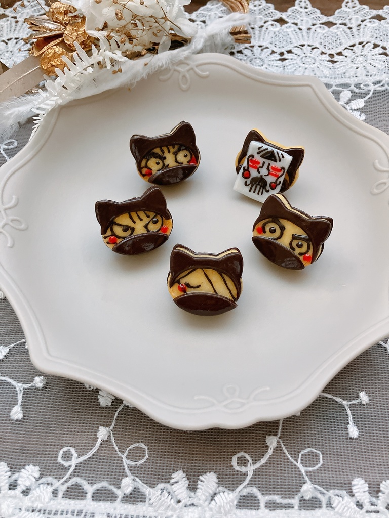 【ピンバッジ】タソにゃん軍フェイククッキー