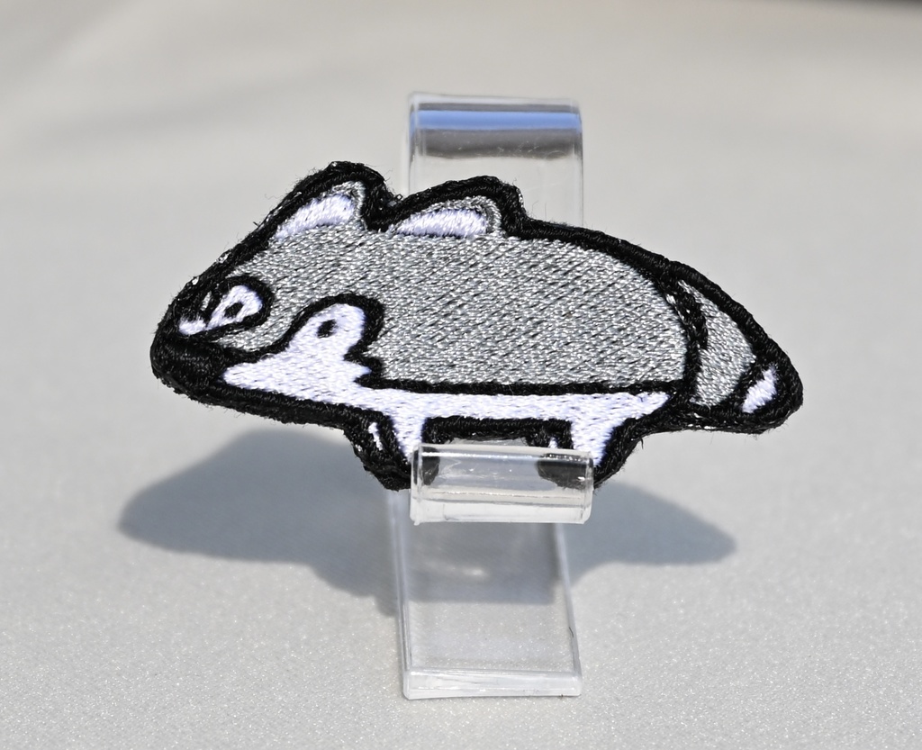 ほそいぬシリーズ オオカミ 刺繍バッジ