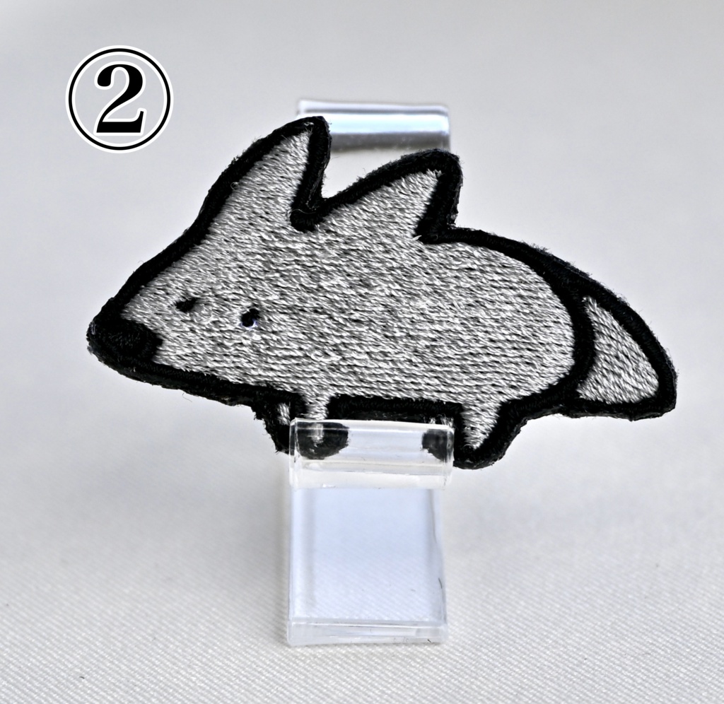 刺繍バッジ ほそいぬシリーズ のーまるほそいぬ