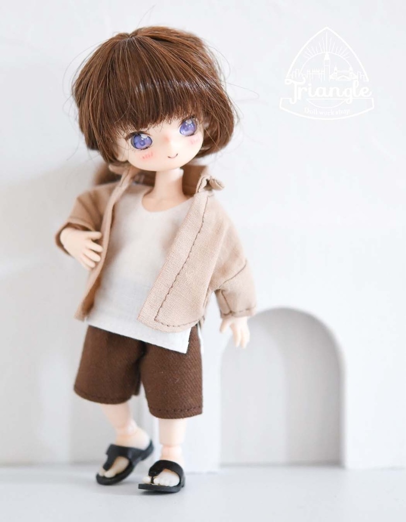 シャツテールタンクトップ