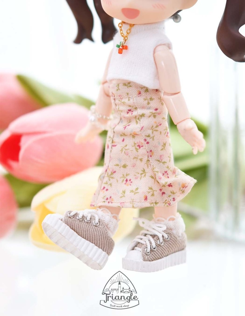 コンパクトハイネック