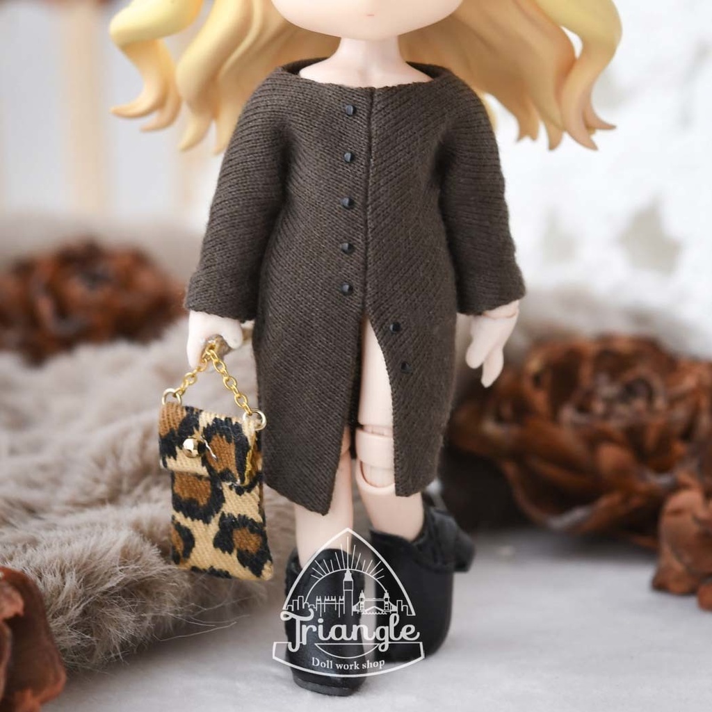 オフショルダーニットワンピース