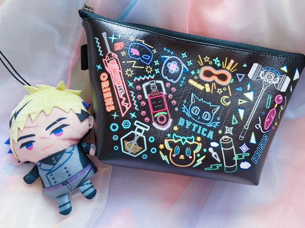 【にじそうさく11】ヒーローズモチーフポーチ