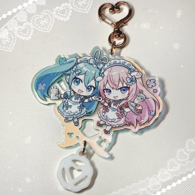 アクリルキーホルダー