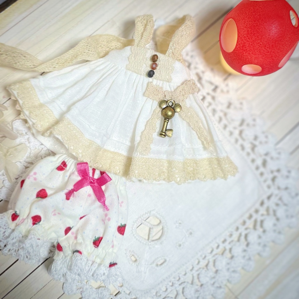 PocketKumakoちゃん お洋服 * キャミソールワンピース＆ドロワーズセット*ホワイト /puyoodoll