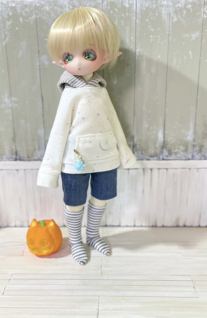 Tinyfox *ブラインドドール * 1/6ドール *お洋服* 萌え袖パーカーセット*星空