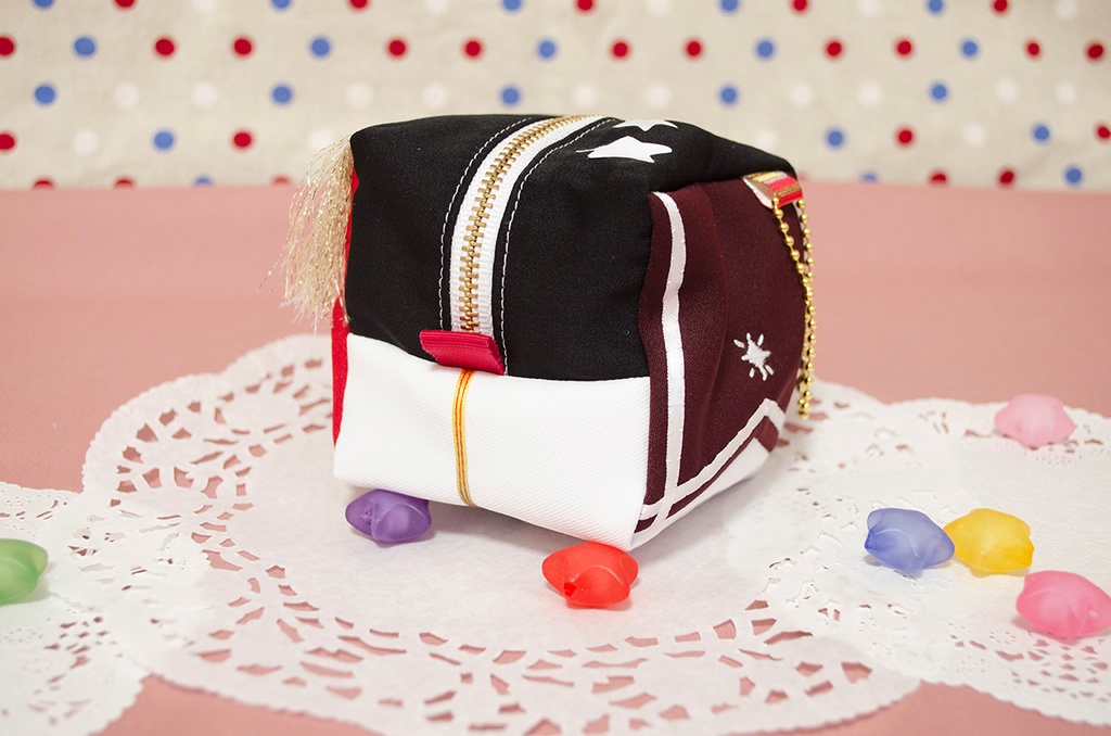 ショコラフェス衣装モチーフキューブポーチ(流星隊)