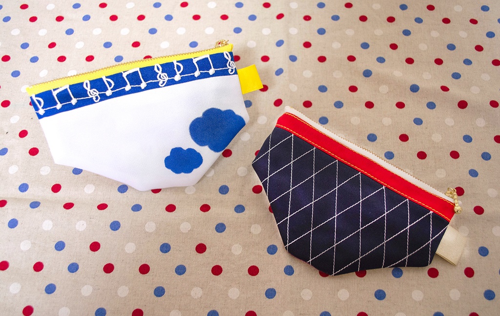 🩲型ミニポーチ