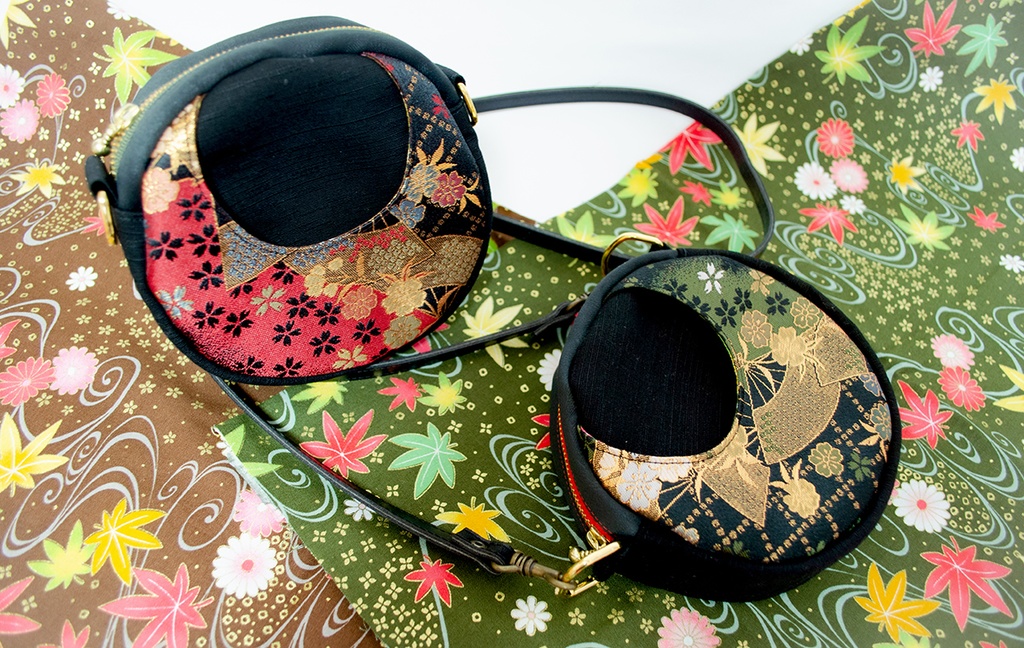 紅月イメージラウンドポーチ(紅敬)