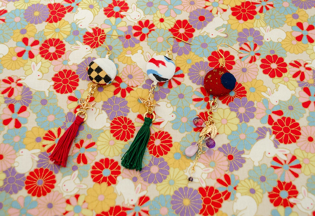 紅月アルバムジャケットイメージピアス(イヤリング)