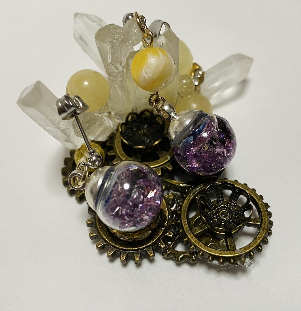 募る憎しみと愛