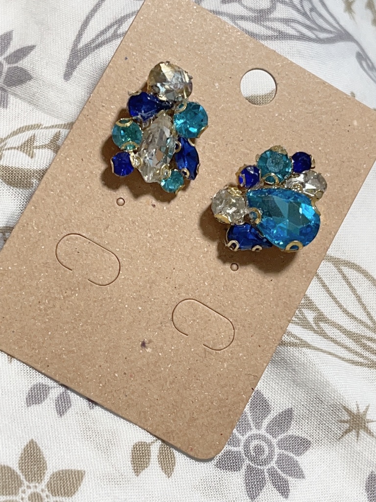 イグニハイド イメージビジューピアス