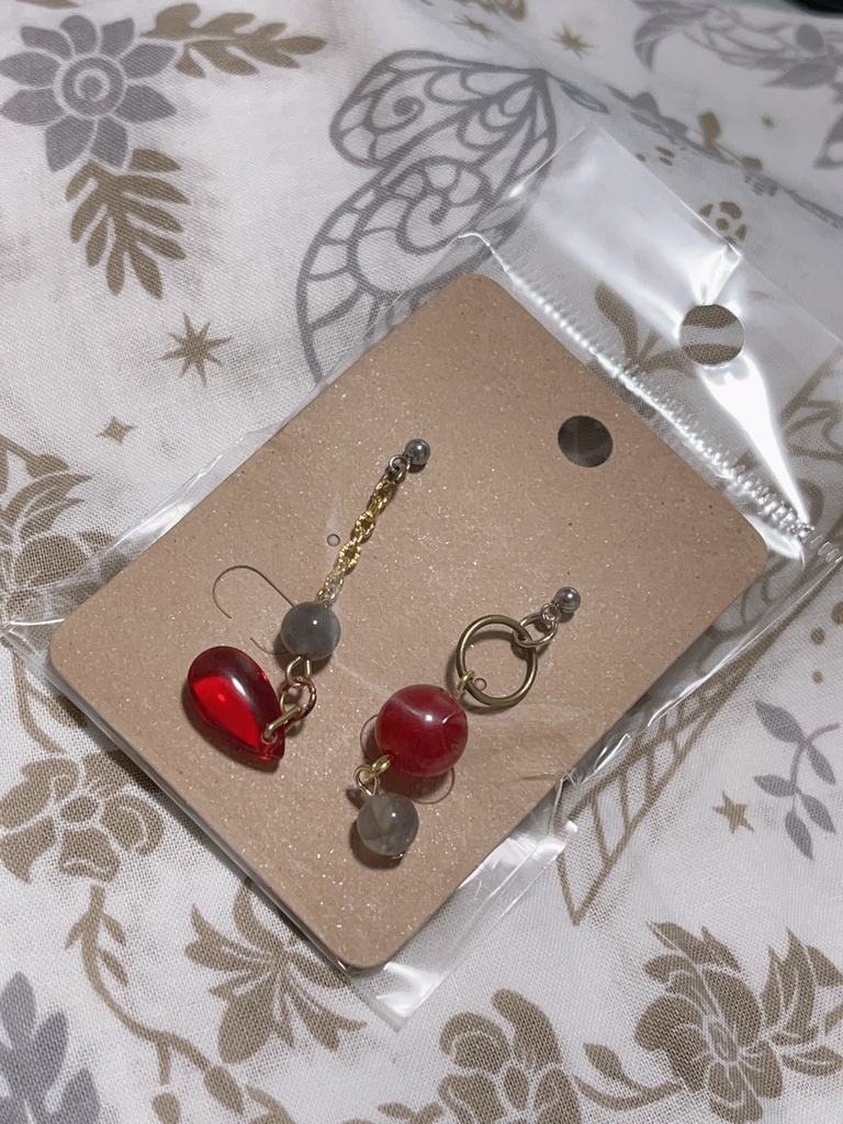 トレイン先生 モーゼス・トレイン イメージピアス