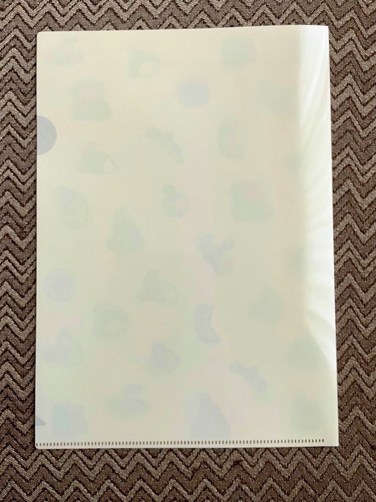 A4クリアファイル*カラフルCUTEなイモムシがユニーク!(eat up dream!)