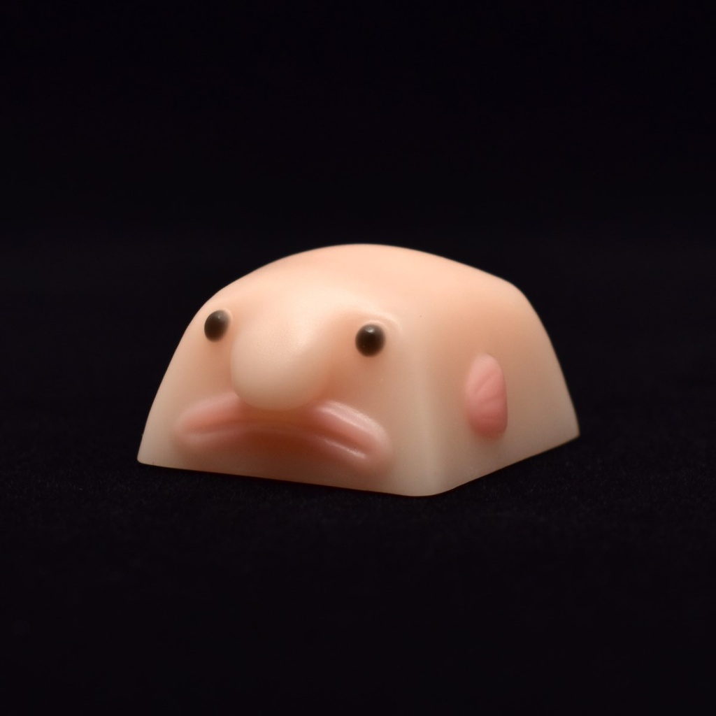 深海生物キーキャップ　ニュウドウカジカ