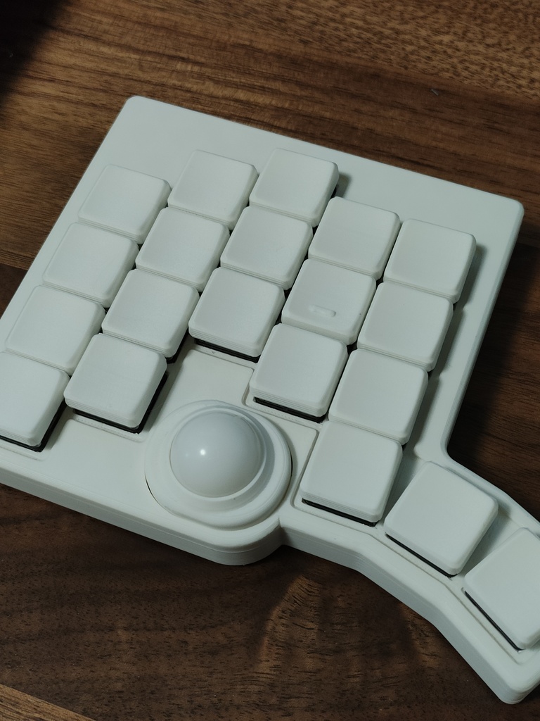 Noctus ZMK 無線ダブルトラックボールキーボード