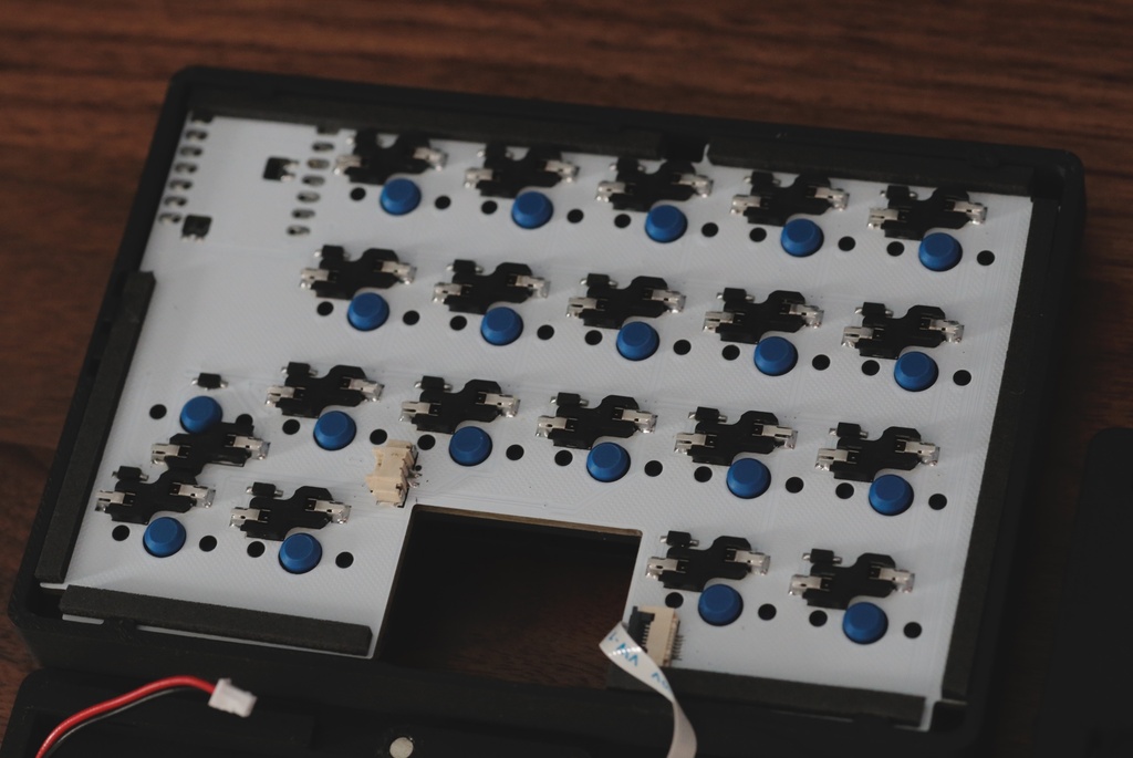 tnb Pyuron オーソリニア Pyuron オーソリニア 無線ダブルトラックボールキーボード