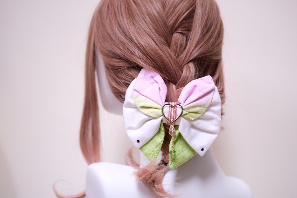 【99%】鬼滅の刃 甘露寺蜜璃イメージ リボンバレッタ