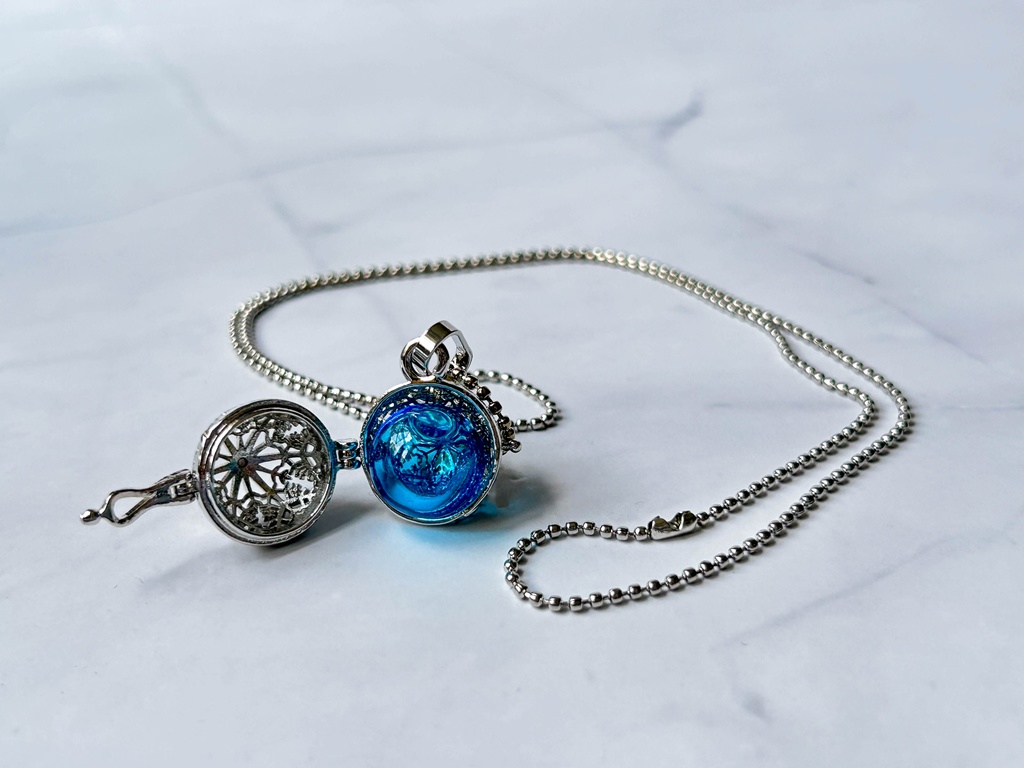 【アキヤ】香水入れネックレス3