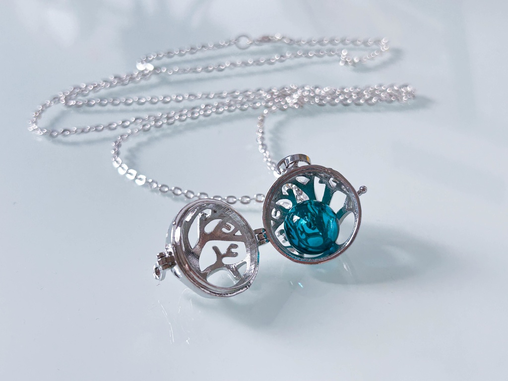 【アキヤ】香水入れネックレス3