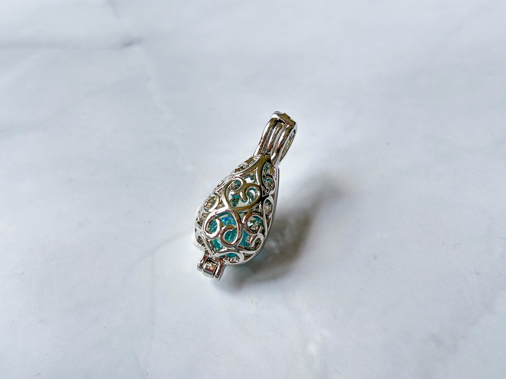 【アキヤ】香水入れネックレス3