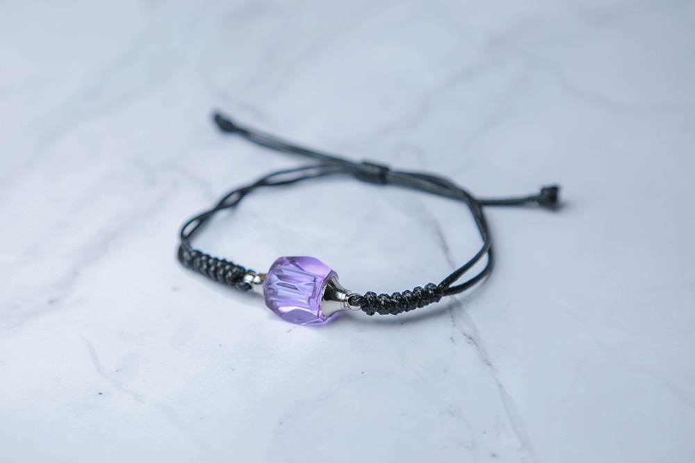 【アキヤ】香水入れ銀ネックレス