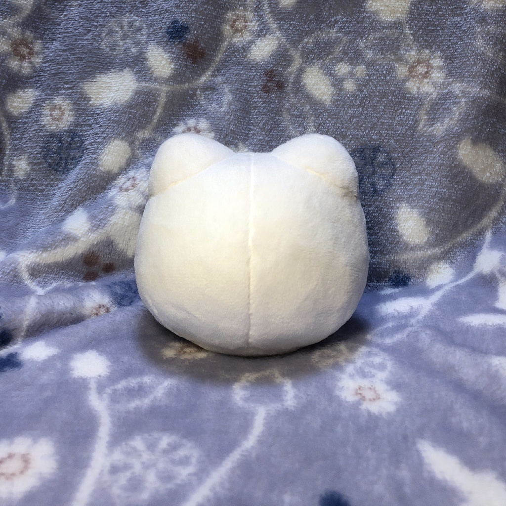 アルビノみみっそりぬいぐるみ