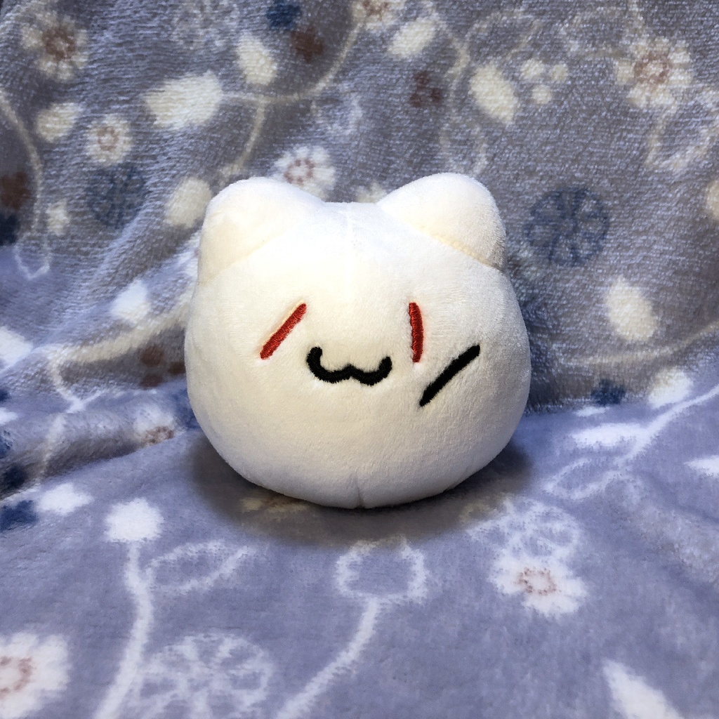 アルビノみみっそりぬいぐるみ