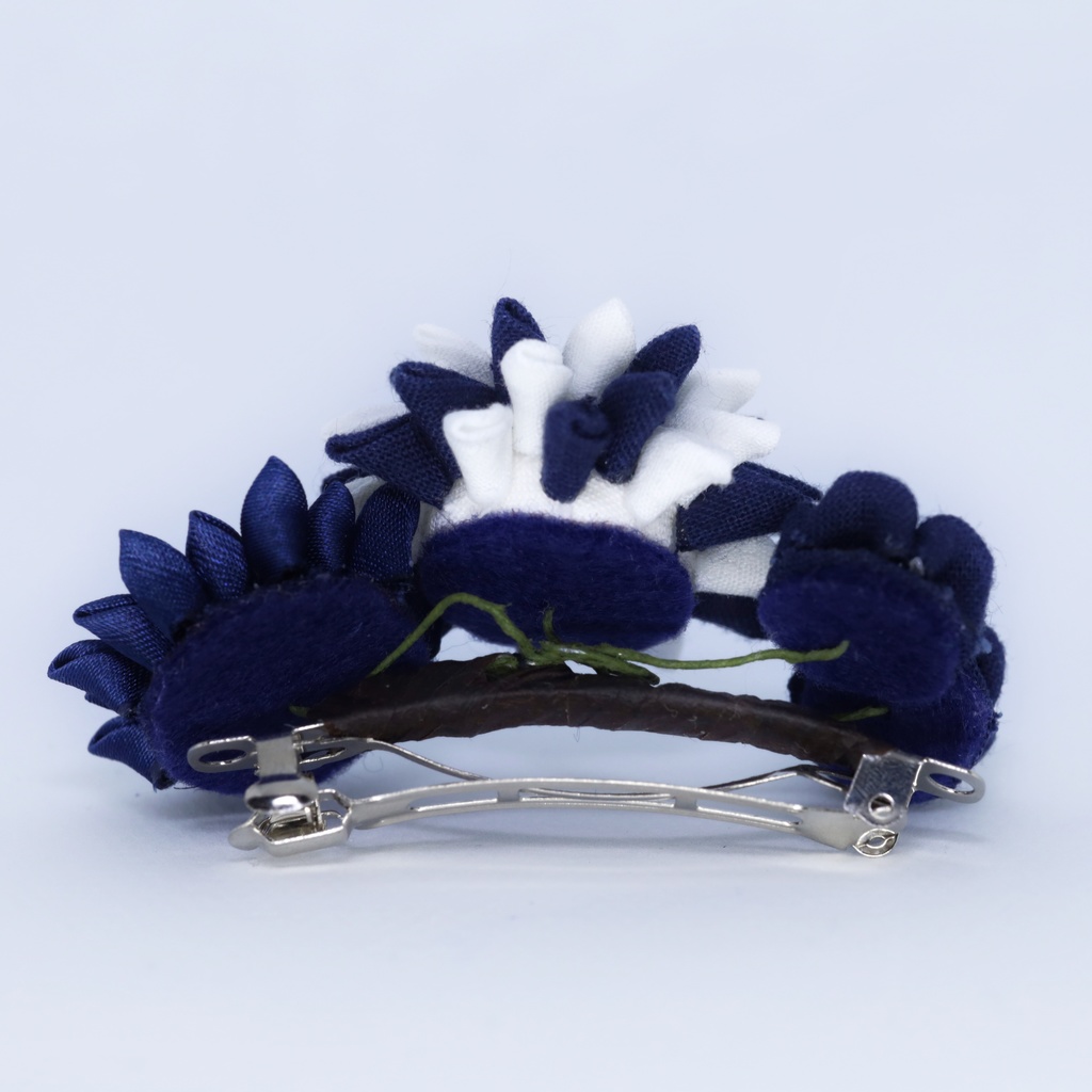 *T_010*【送料込】つまみ細工 バレッタ(紺)