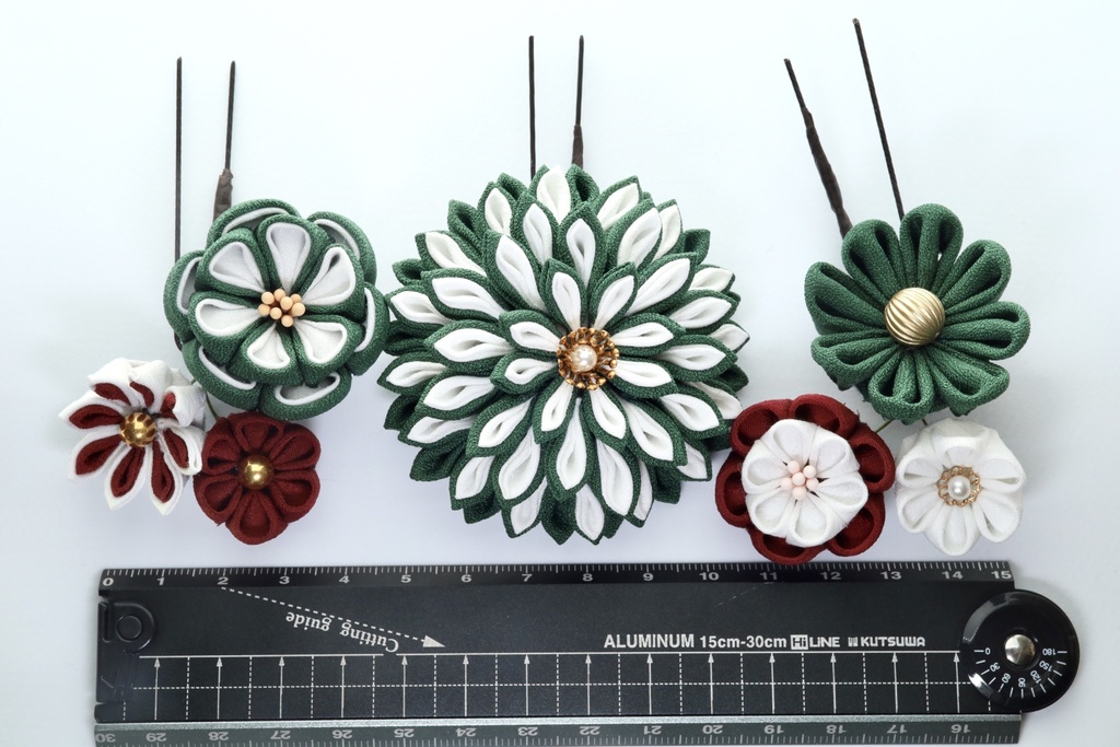 *T_012*【送料込】つまみ細工 髪飾りセット(緑)