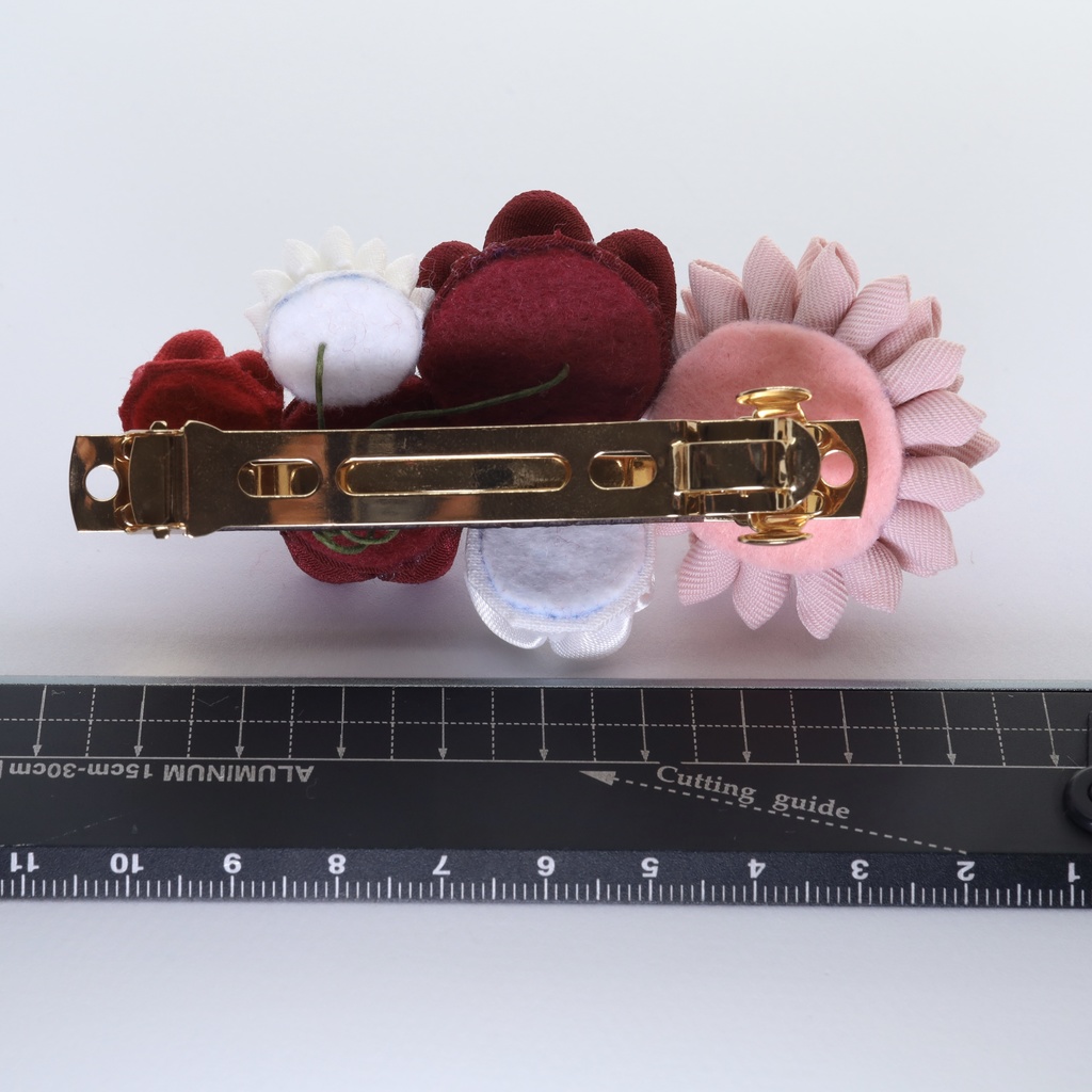 *T_013*【送料込】つまみ細工 バレッタ(ピンク)