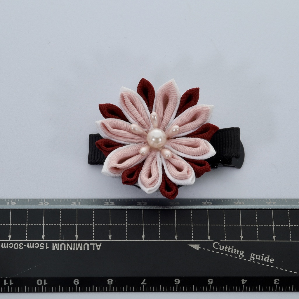 *T_014*【送料込】つまみ細工 ヘアクリップ(ピンク)