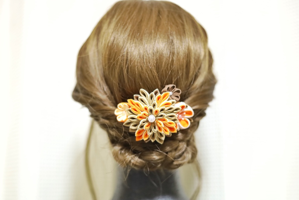 *T_017*【送料込】つまみ細工 バレッタ(オレンジ)