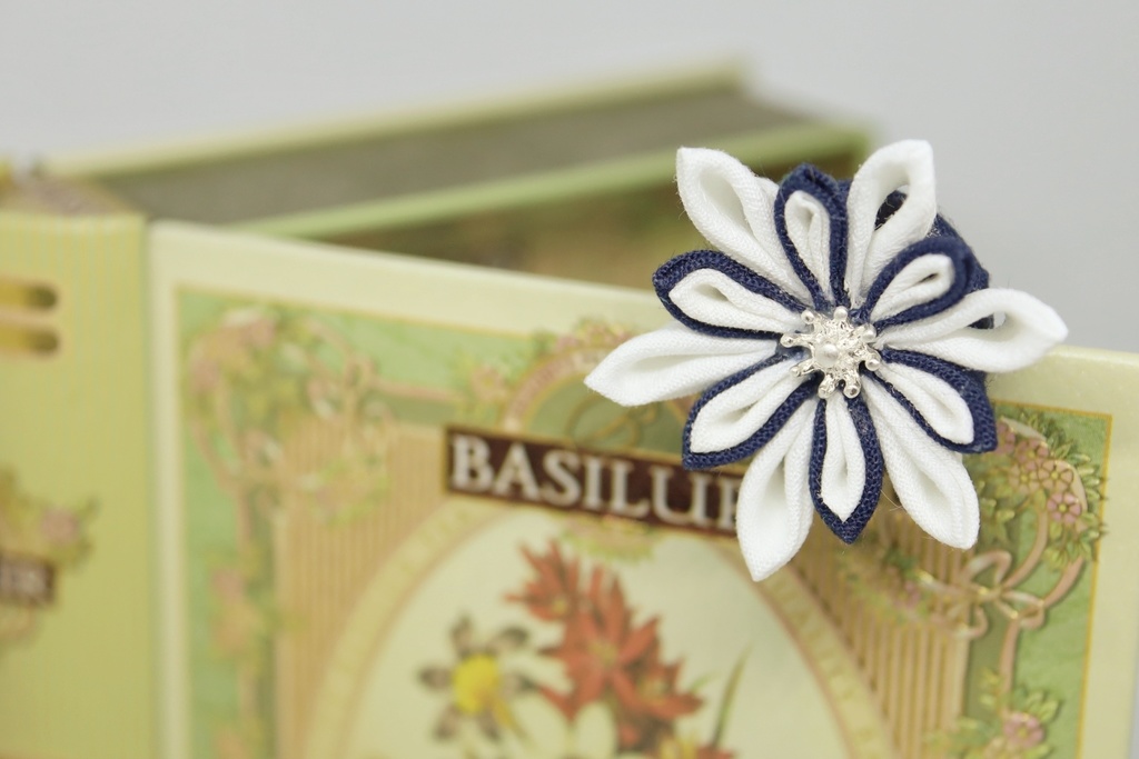 *T_023*【送料込】つまみ細工 ポニーフック