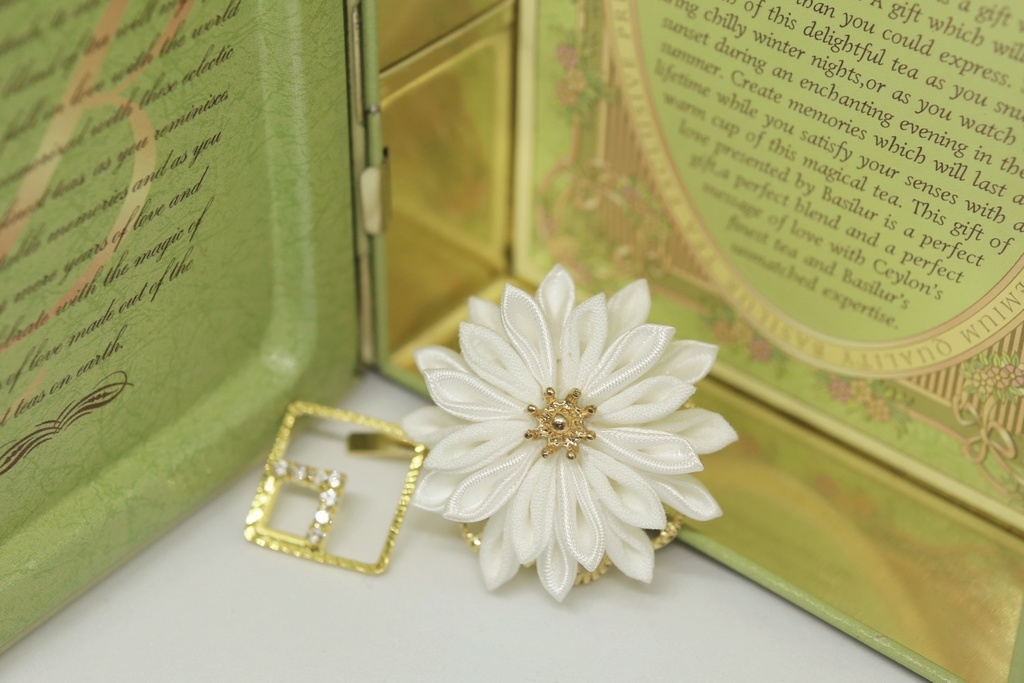 *T_024*【送料込】つまみ細工 ポニーフック