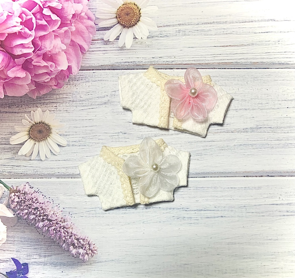 大きめお花の春カーデ