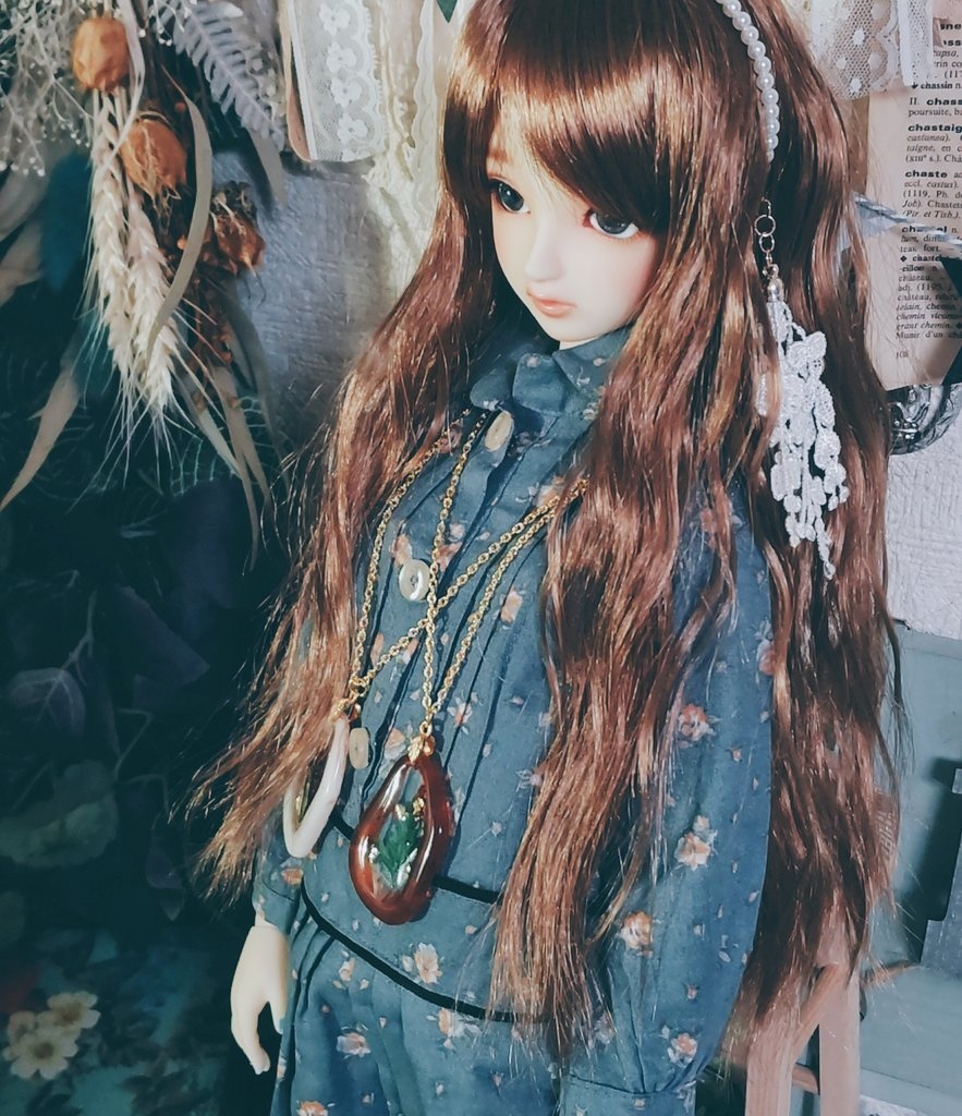 ホワイトパールカチューシャ レースを添えて