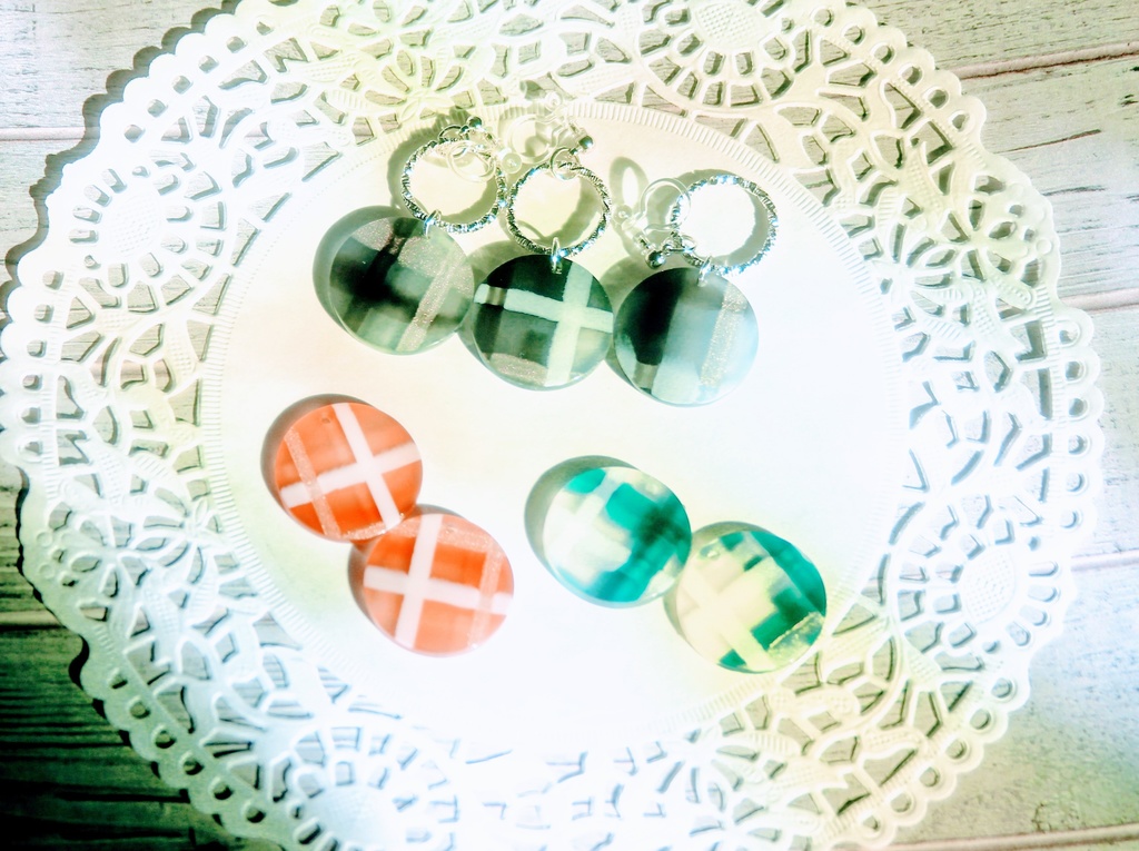 チェックイヤリング(3種)