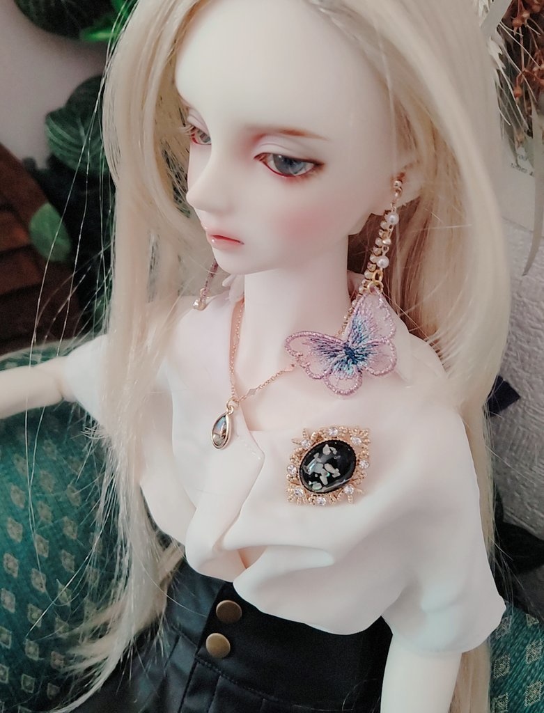 蝶々の見る夢(レースピアス)