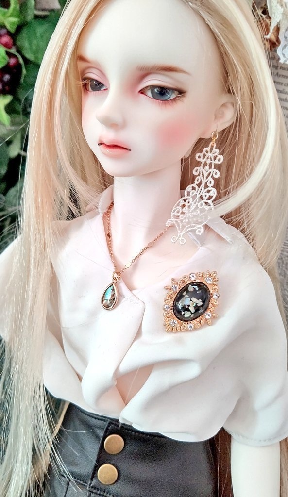 〘永遠の愛〙(マグネット式ブローチ)