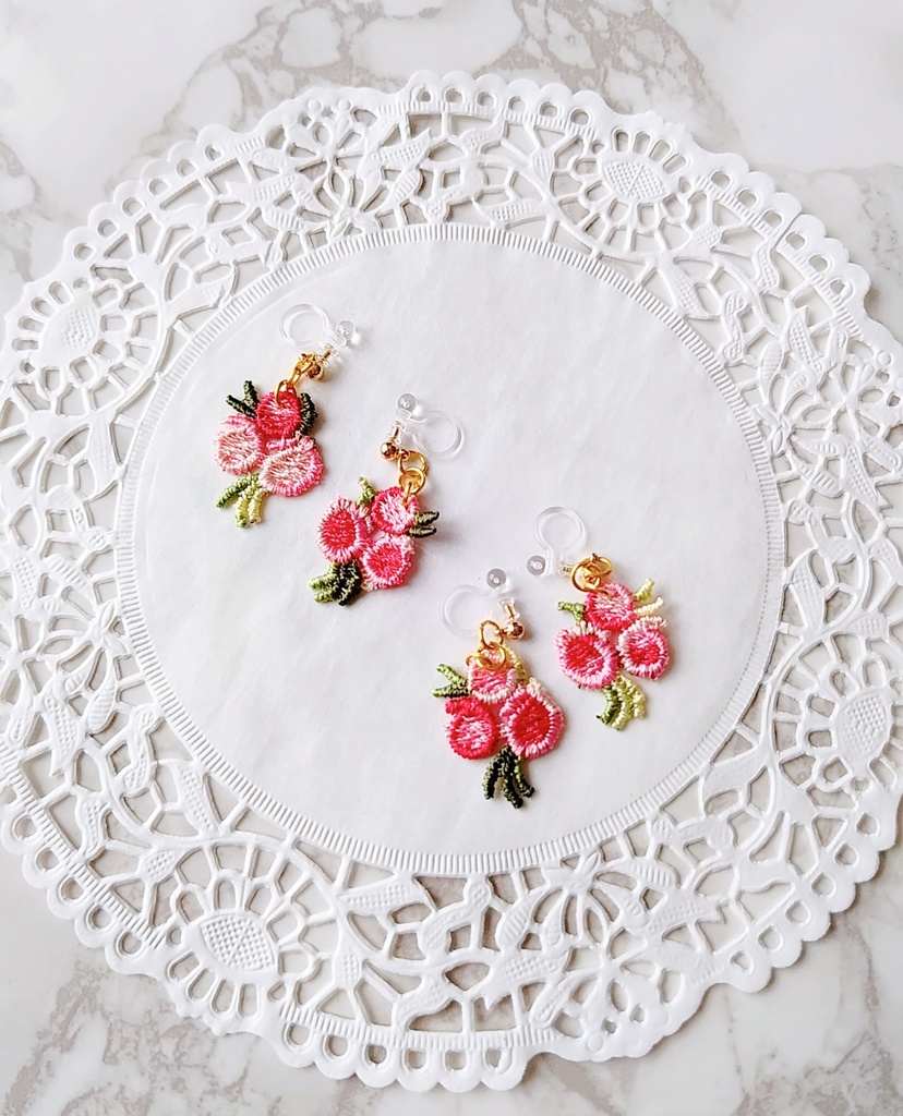 花束💐イヤリング