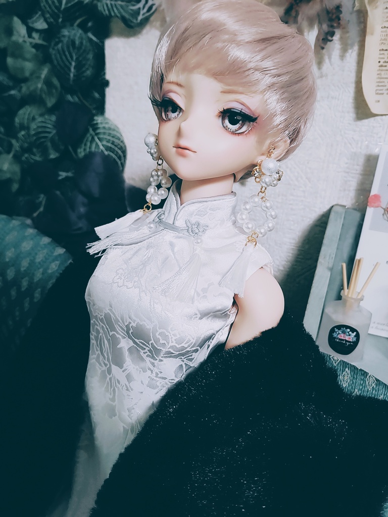 ホワイトパールイヤリング