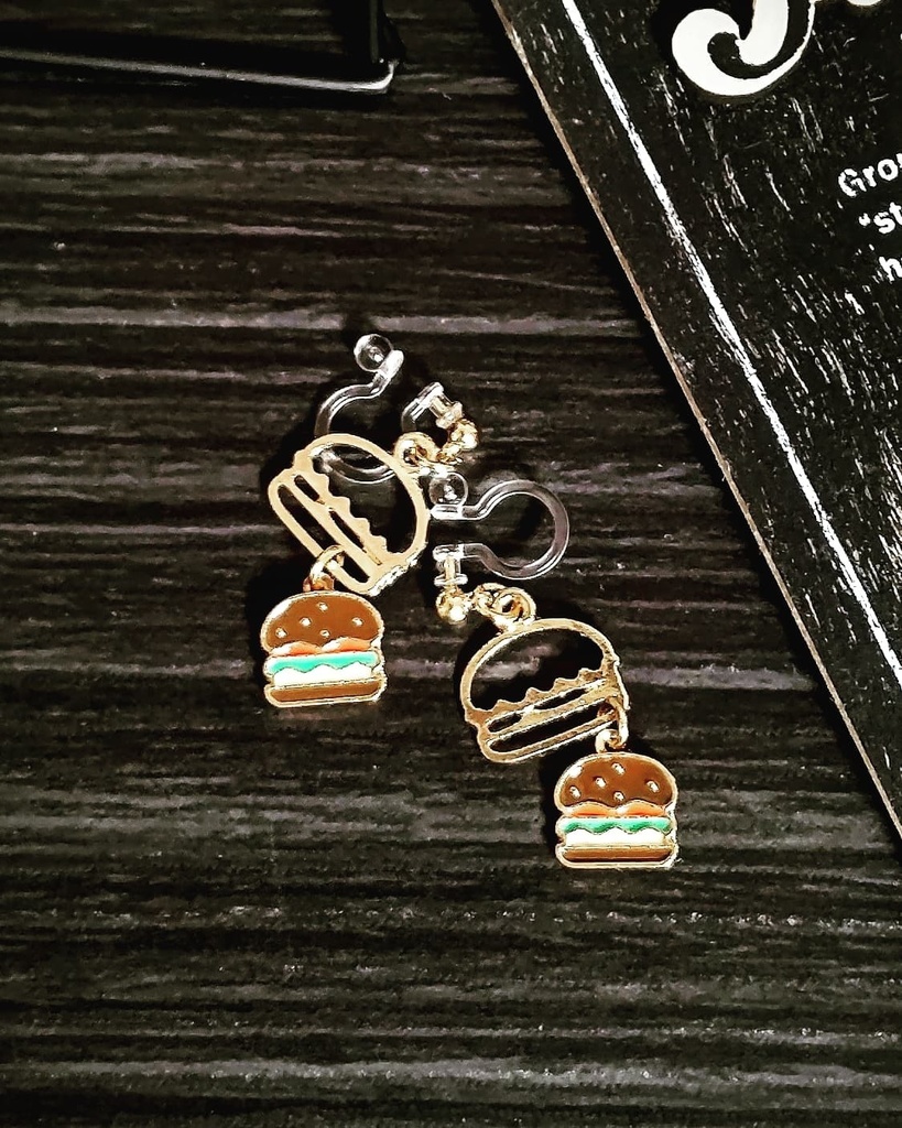 ハンバーガーピアス