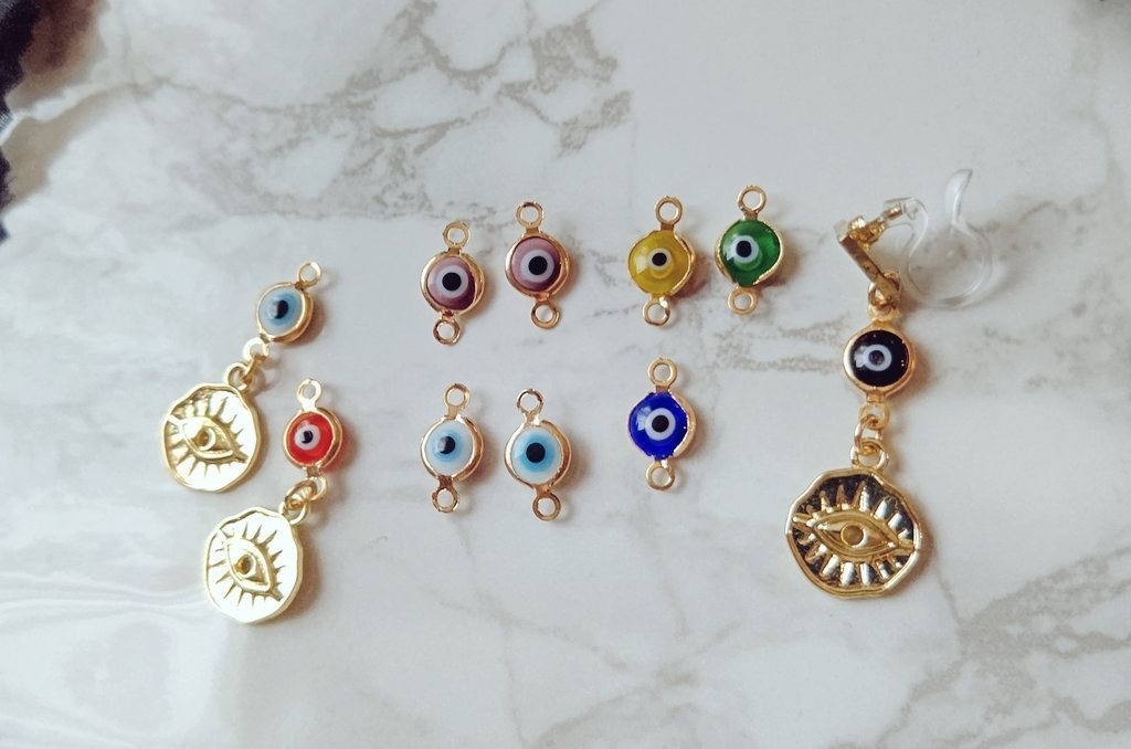 カラフル目玉イヤリング