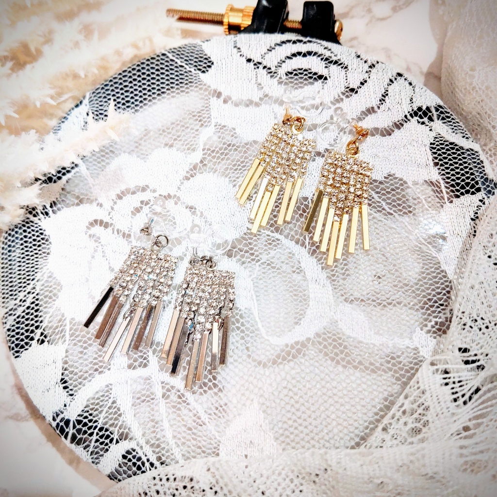 『Moon』 (イヤリング)