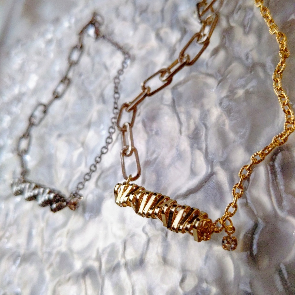 ゴールド/シルバーアシンメトリーネックレス