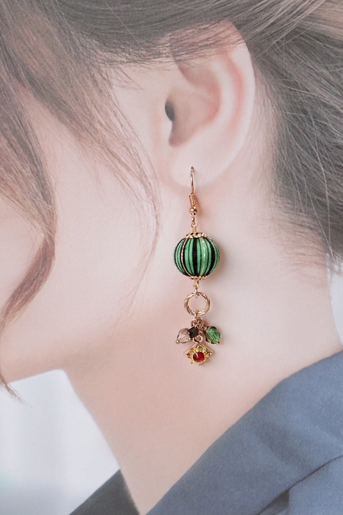 同期組イメージ 巻き玉ピアス