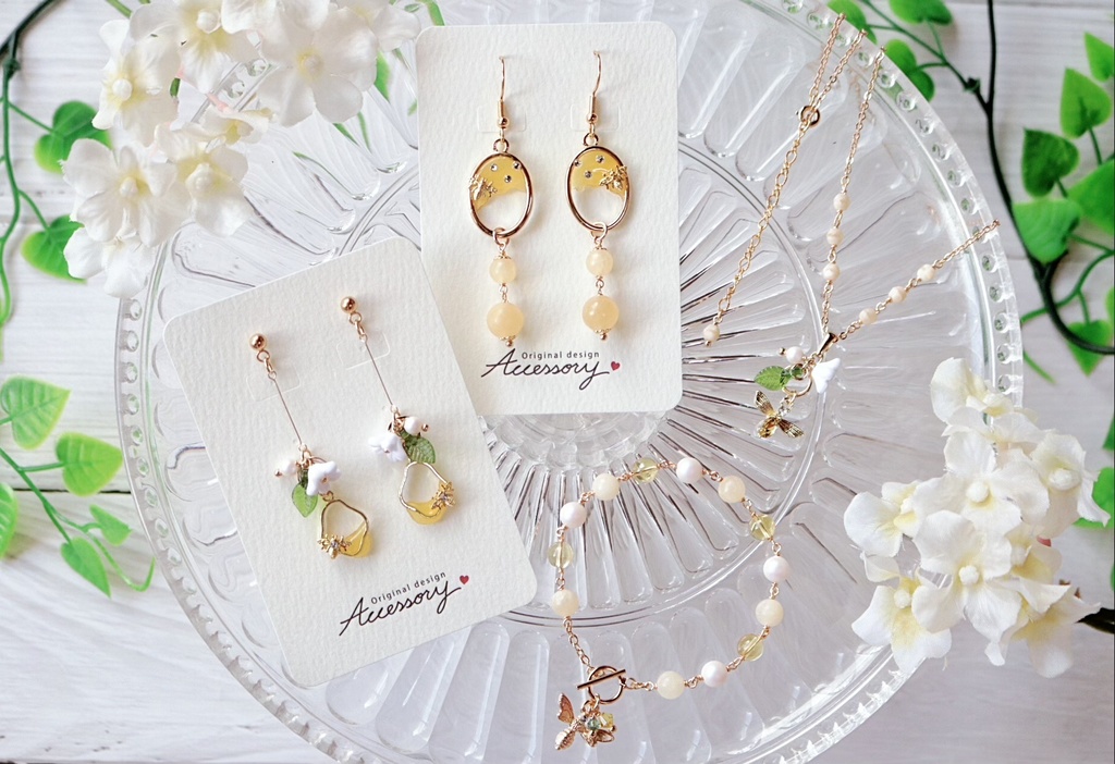 オリジナル　ミツバチイメージアクセサリー