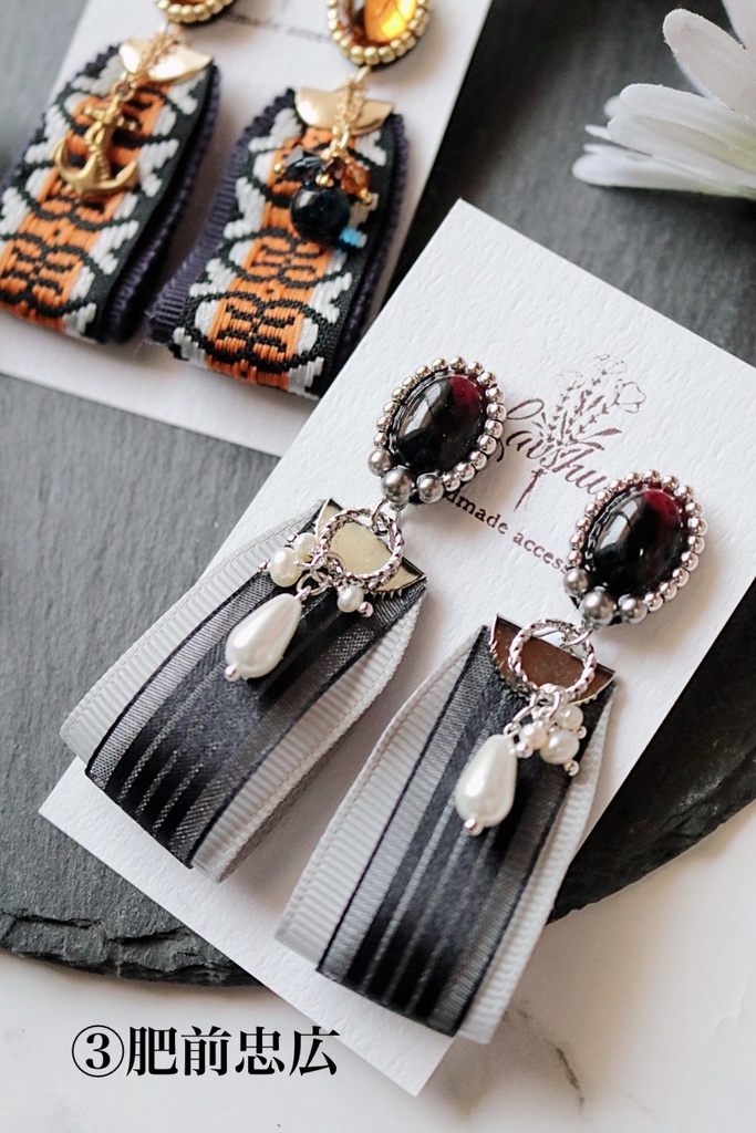 文久土佐組イメージ リボンタッセルピアス